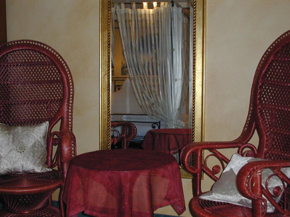 Gasthaus Storchen Hellas Haslach im Kinzigtal Szoba fotó