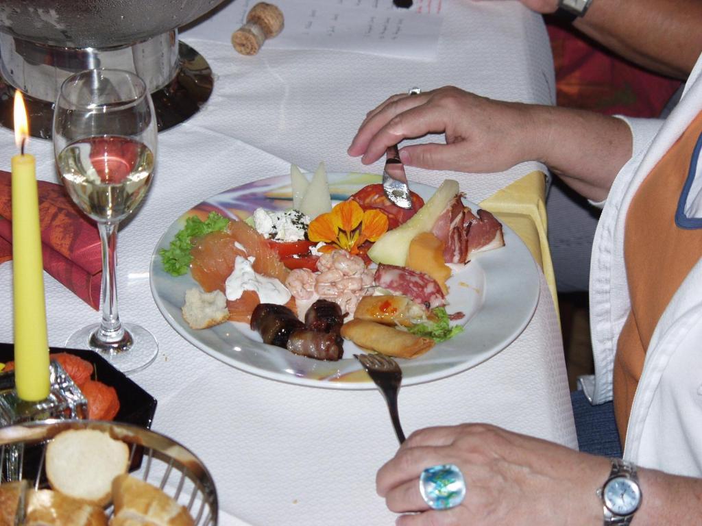 Gasthaus Storchen Hellas Haslach im Kinzigtal Kültér fotó